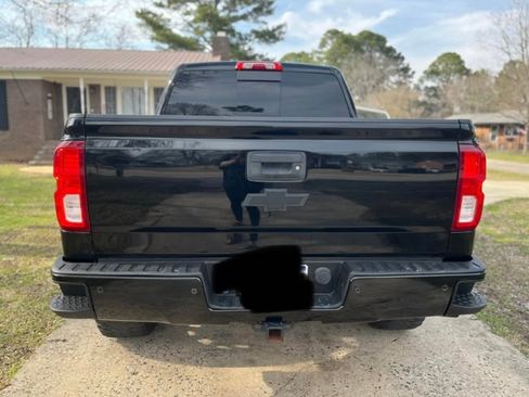 Used 2018 Chevrolet Silverado 1500 LTZ Z71 w/ Redline Edition image 4