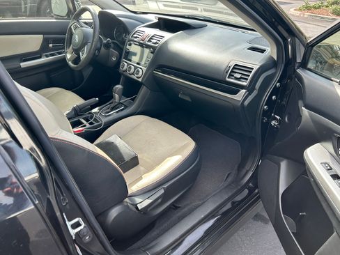 Used 2016 Subaru Crosstrek 2.0i Limited image 11