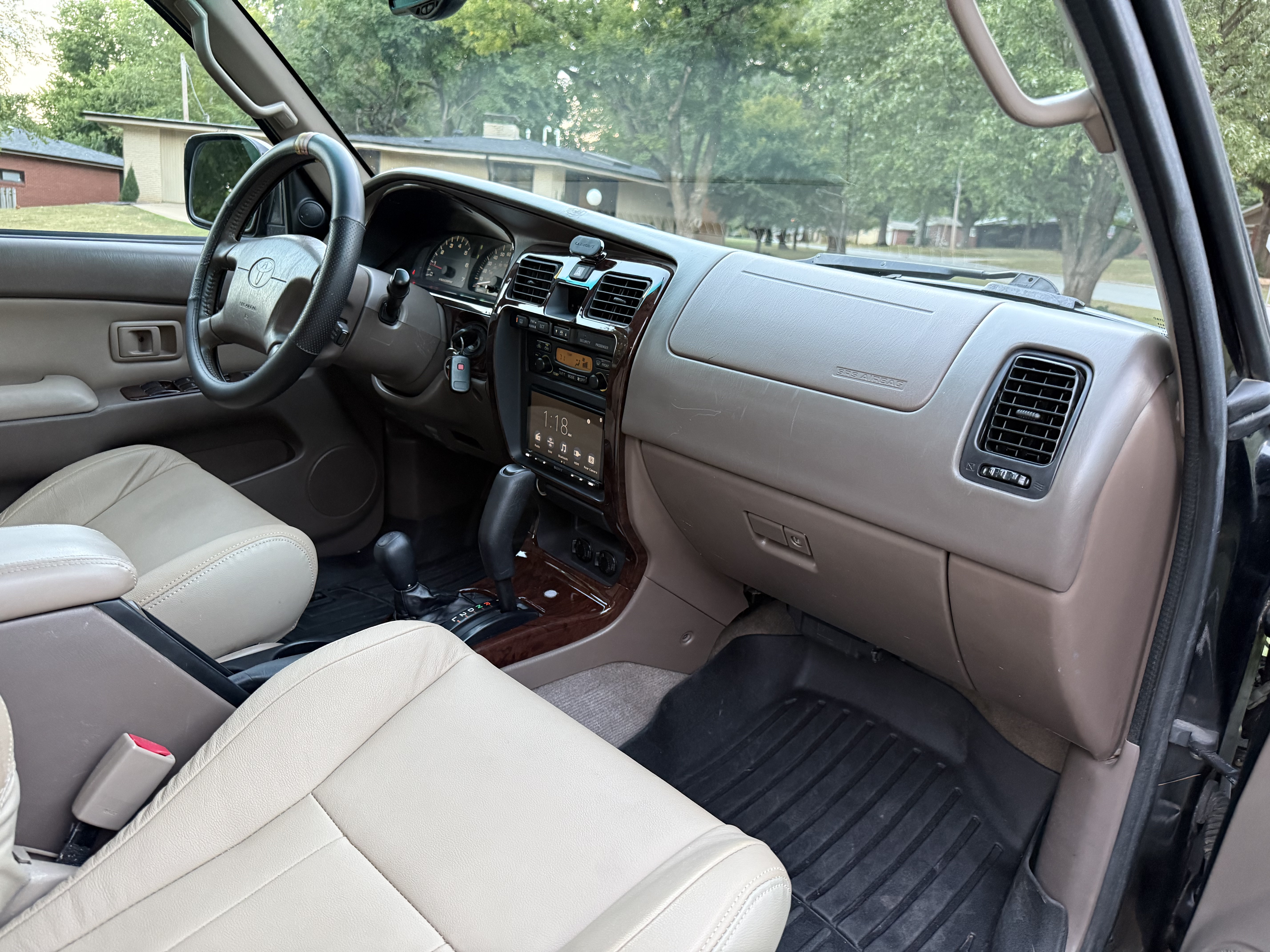 Used 2001 Toyota 4Runner Limited AWD/4WD image 12