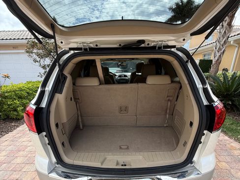 Used 2011 Buick Enclave CXL w/ Trailering Provision Package image 8