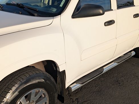 Used 2007 Mitsubishi Raider LS image 2