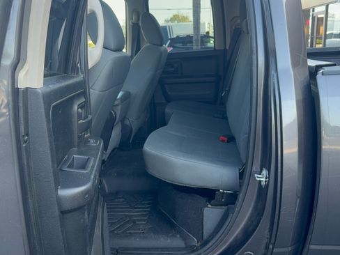 Used 2017 RAM 1500 Express w/ Express Value Package RWD image 16