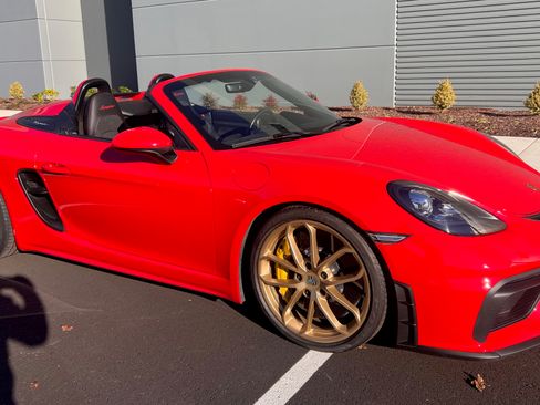 Used 2021 Porsche 718 Boxster Spyder image 2