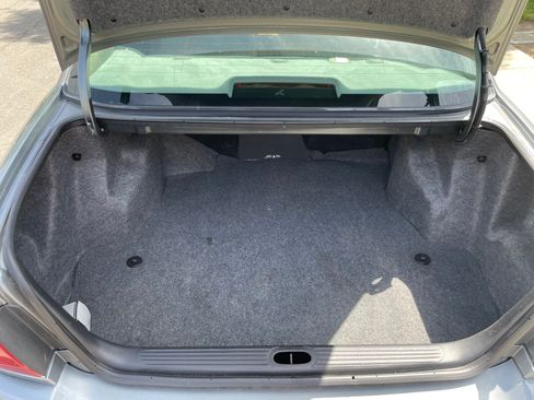 Used 2004 Buick Le Sabre Custom FWD image 2
