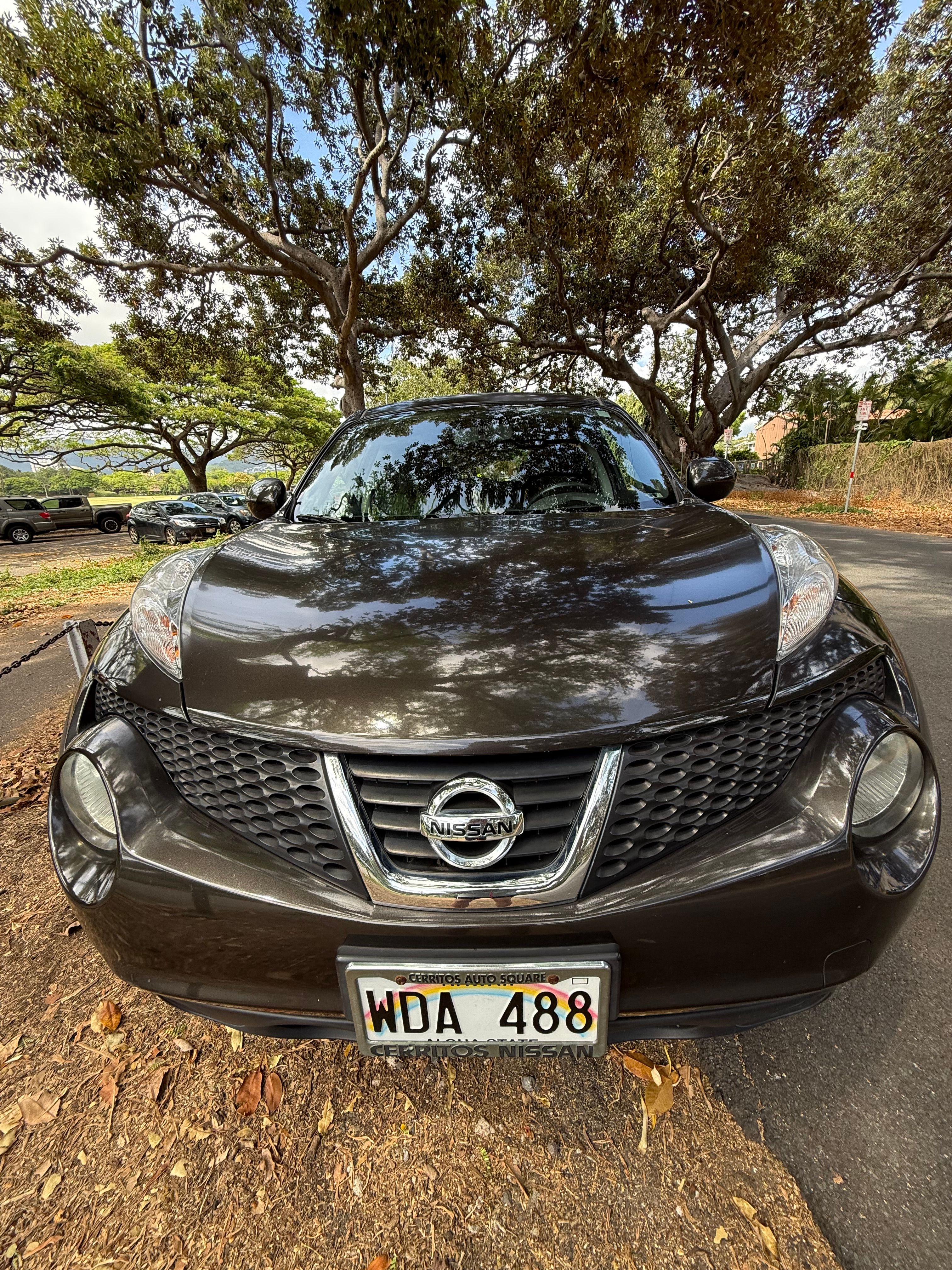 Used 2011 Nissan Juke SV FWD image 2