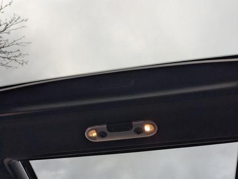 Used 2019 MINI Cooper Clubman S w/ Driver Assistance Package image 30