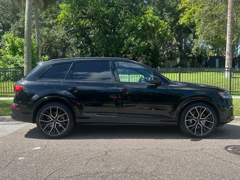 Used 2023 Audi Q7 3.0T Prestige w/ Prestige Package AWD/4WD image 8