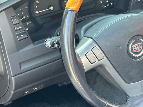 Used 2005 Cadillac XLR image 22