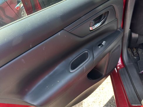 Used 2016 Nissan Altima 2.5 S w/ Power Driver Seat Package FWD image 17