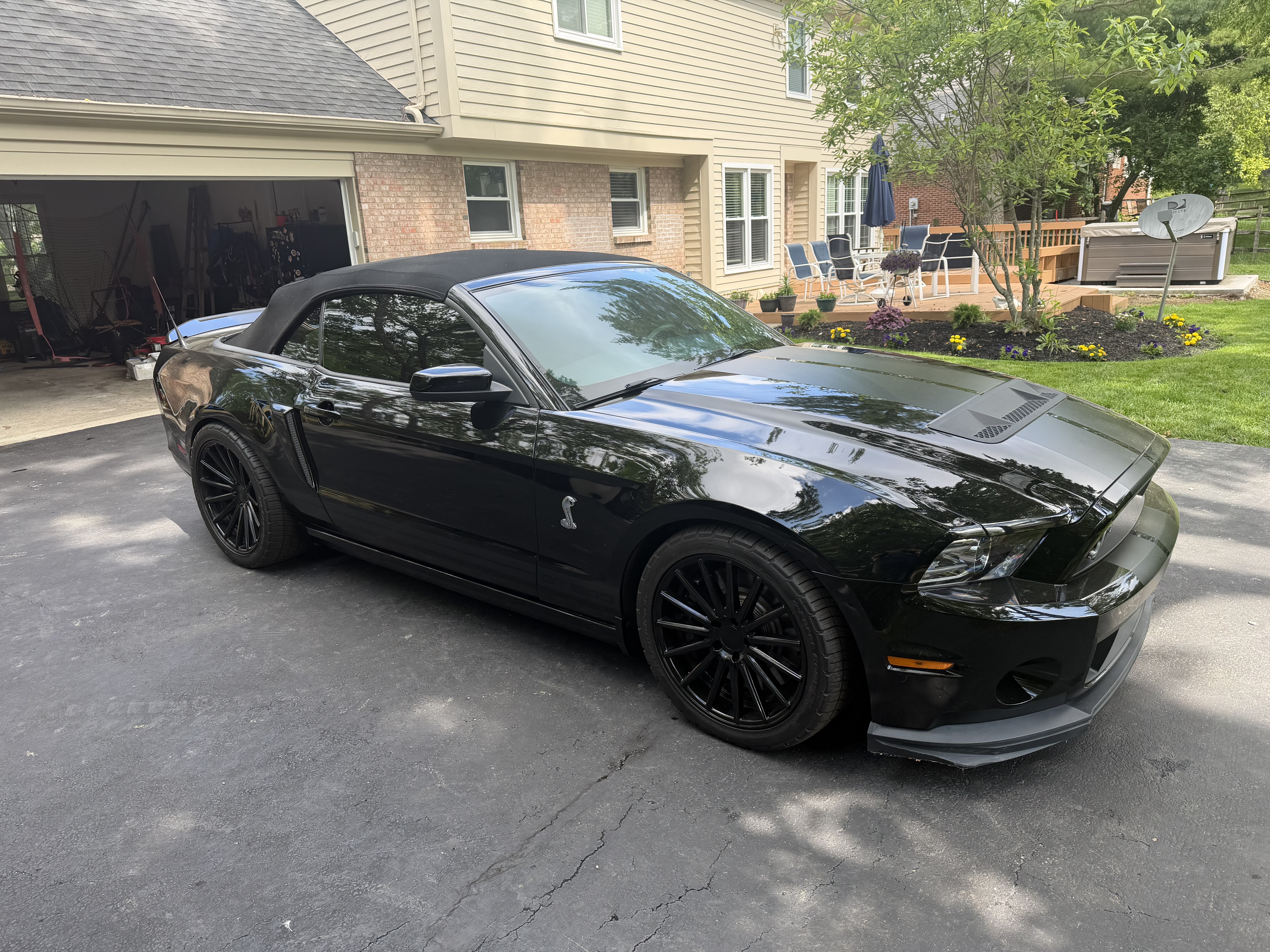 Used 2014 Ford Mustang Shelby GT500 w/ Equipment Group 821A RWD image 15