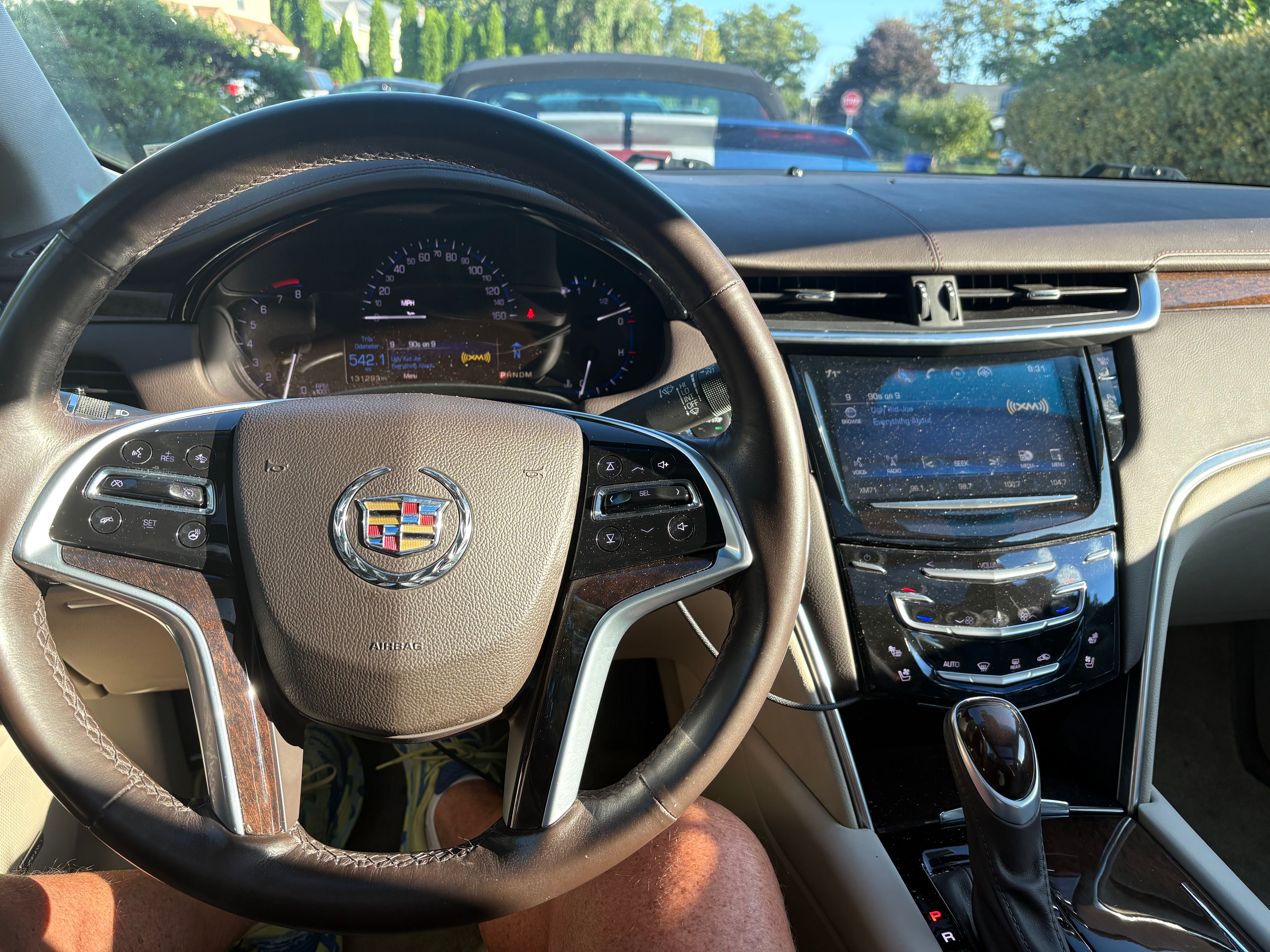 Used 2014 Cadillac XTS Luxury w/ Driver Awareness Package AWD/4WD image 10