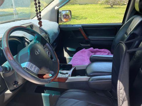Used 2007 INFINITI QX56 4WD image 2