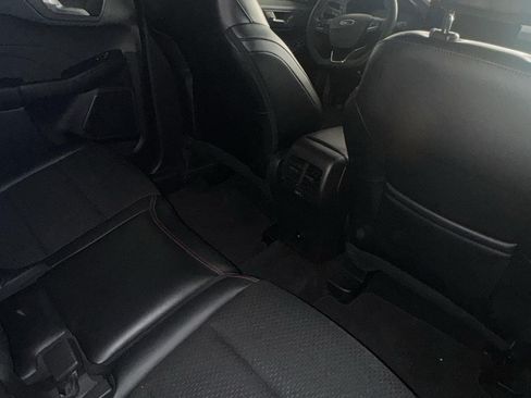 Used 2025 Ford Escape ST-Line w/ Equipment Group 301A FWD image 5