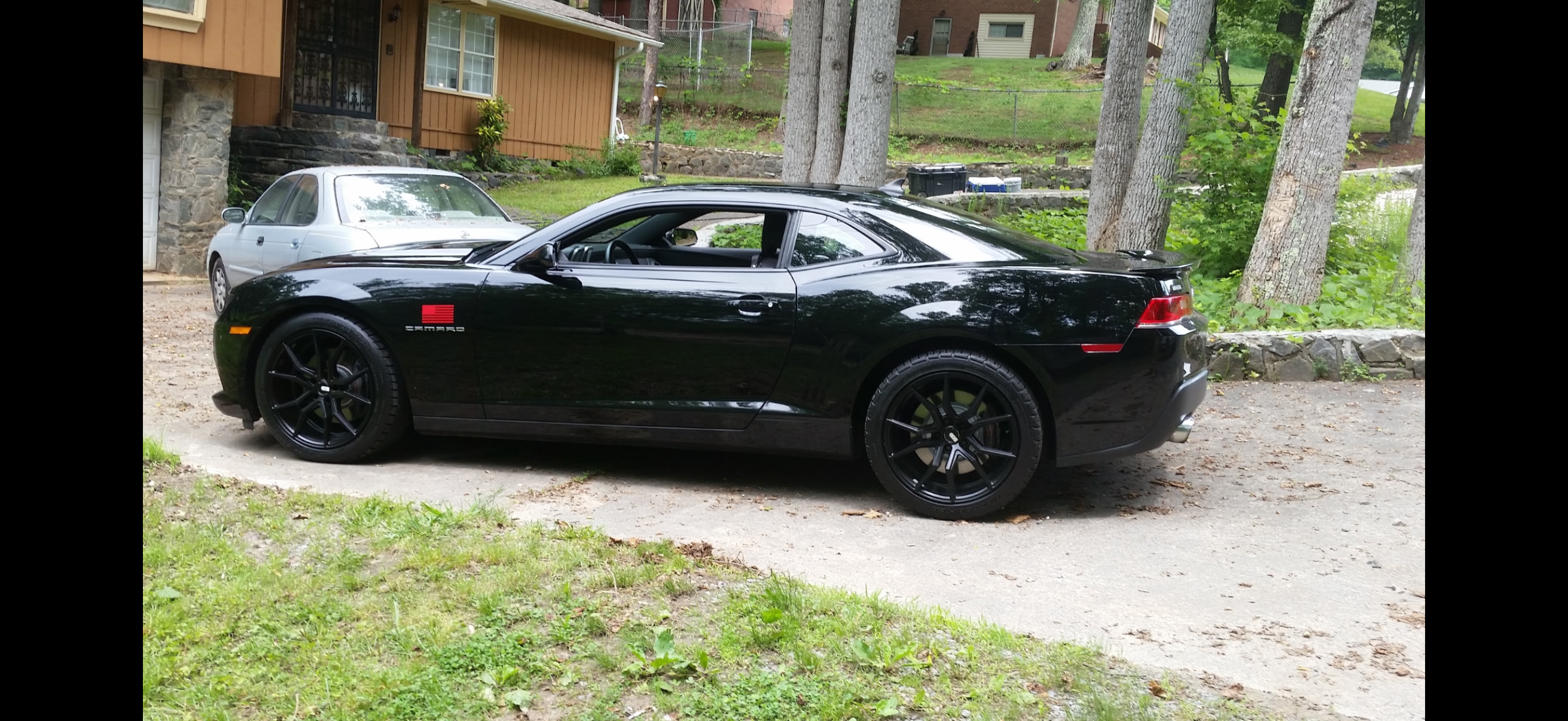 Used 2014 Chevrolet Camaro SS RWD image 1