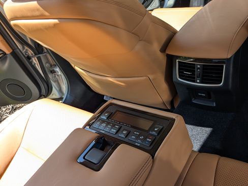 Used 2013 Lexus GS 350 AWD image 9