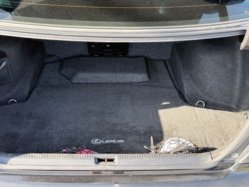 Used 2003 Lexus IS 300 RWD image 17