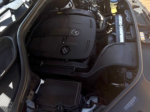 Used 2013 Mercedes-Benz ML 350 4MATIC image 19