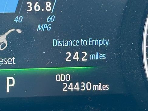 Used 2019 Toyota Avalon Limited w/ Advanced Safety Package image 8