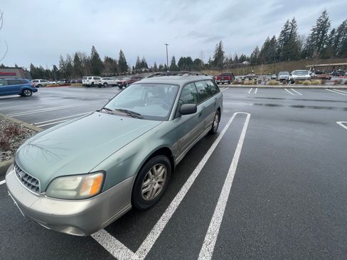 Used 2004 Subaru Outback Wagon image 17