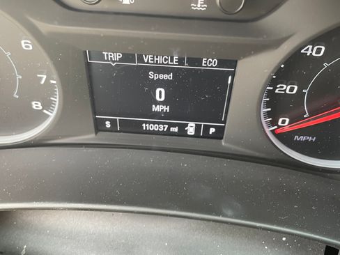 Used 2018 GMC Terrain SLE image 30