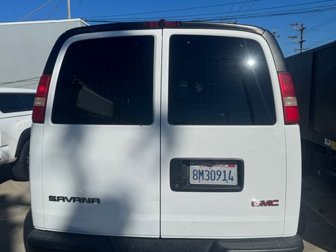 Used 2008 GMC Savana 2500 image 4
