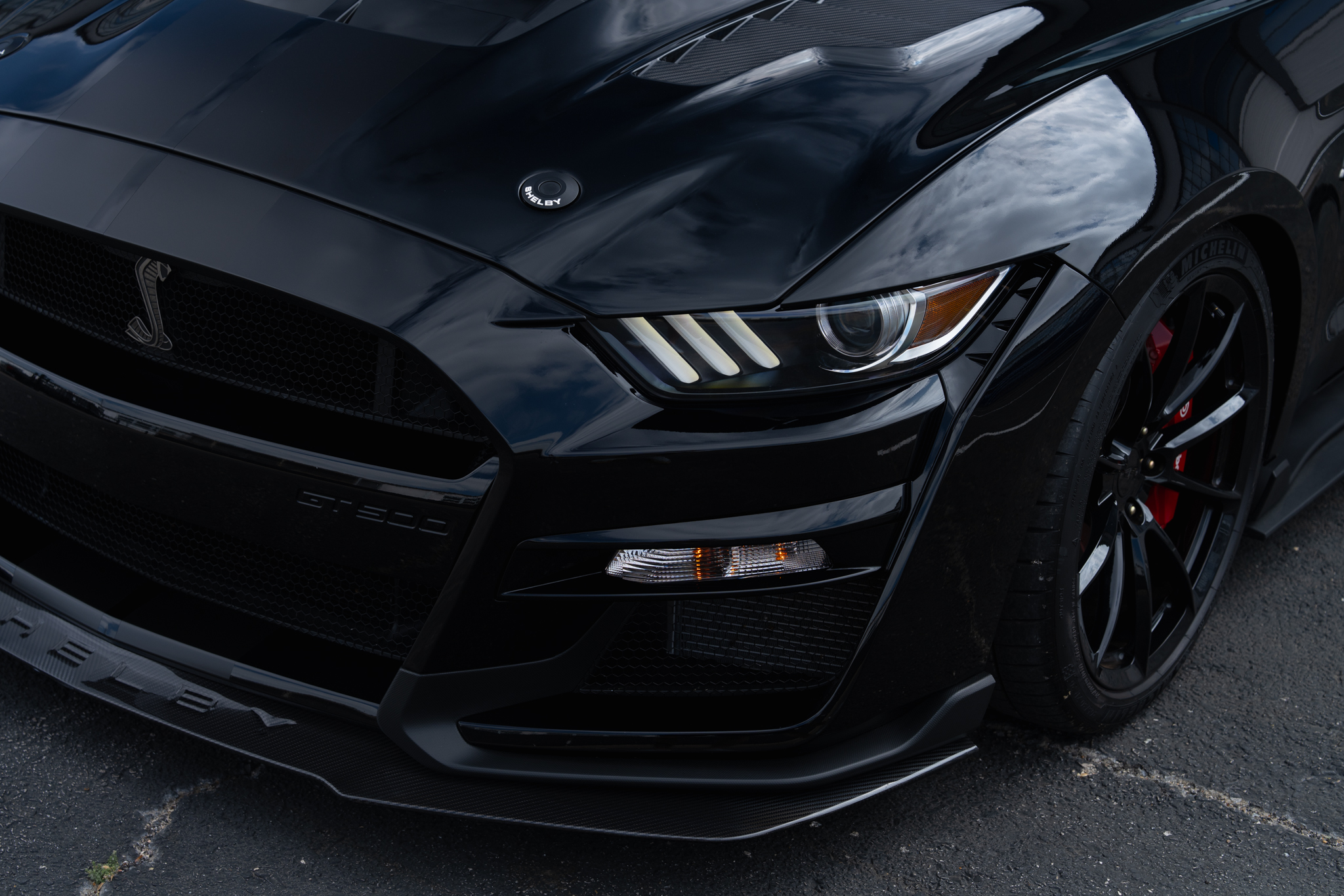 Used 2020 Ford Mustang Shelby GT500 w/ Technology Package RWD image 11