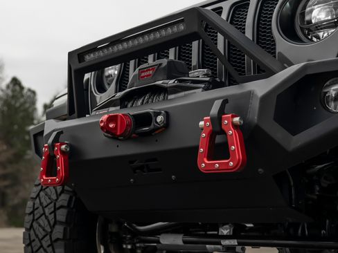 Used 2019 Jeep Wrangler Unlimited Sahara image 8