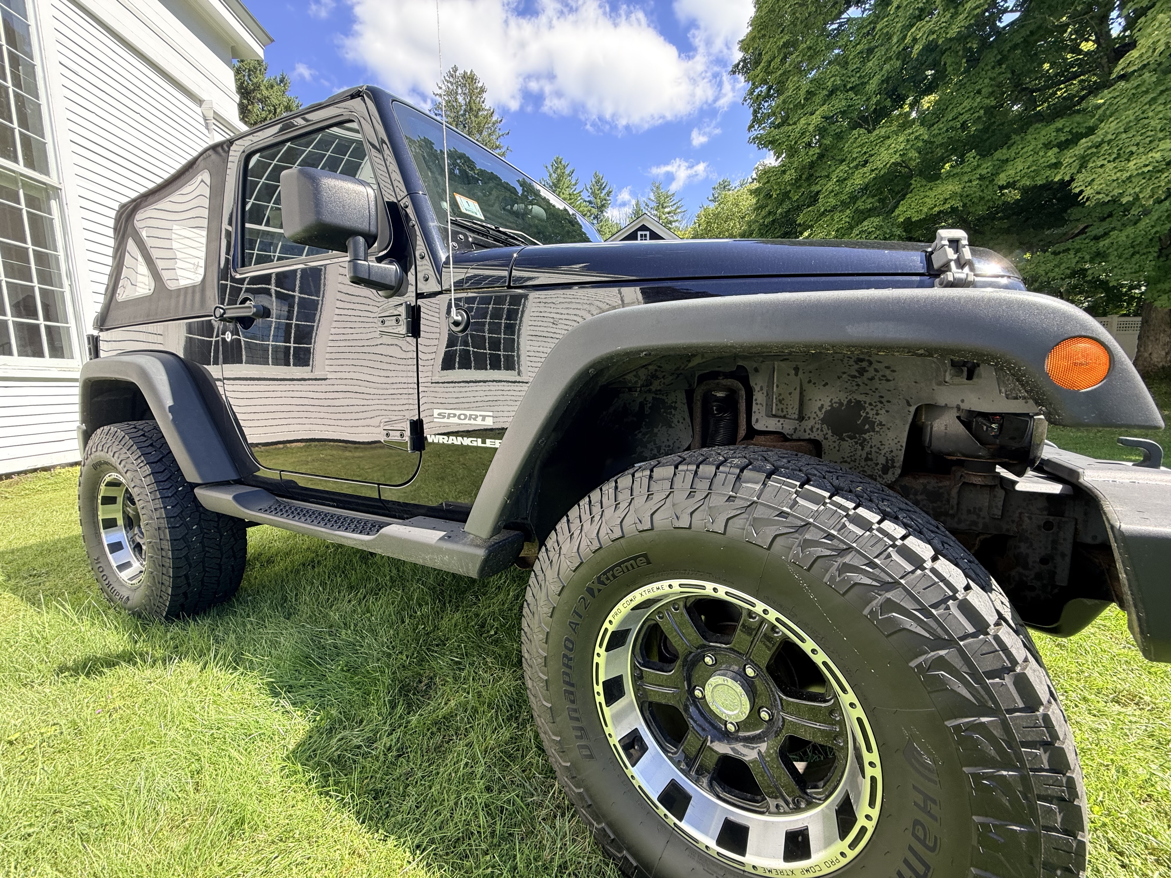 Used 2011 Jeep Wrangler Sport AWD/4WD image 17