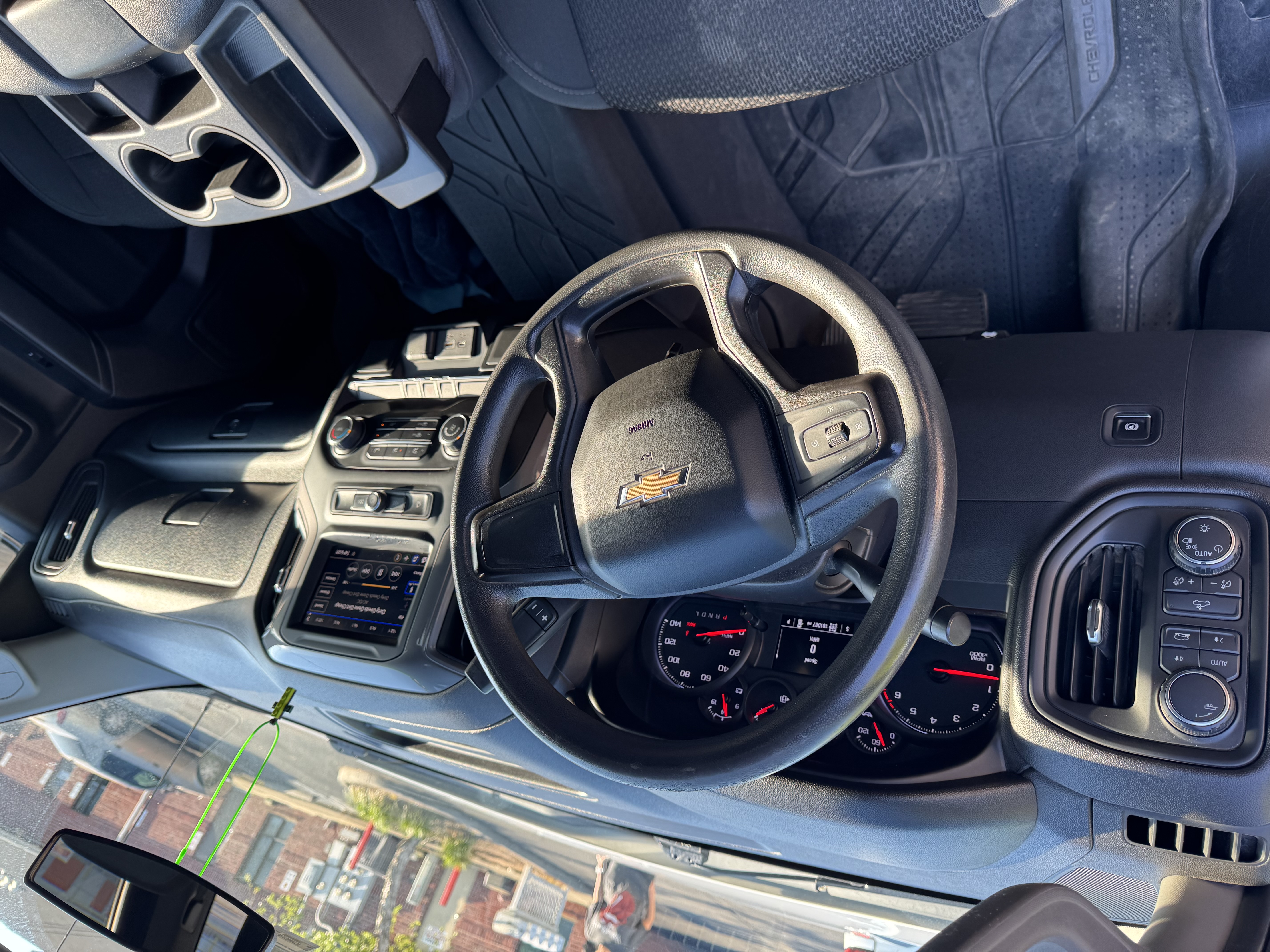 Used 2021 Chevrolet Silverado 1500 Custom w/ LPO, Dark Essentials Package AWD/4WD image 17
