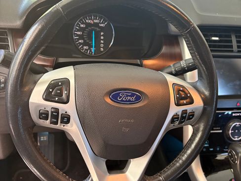 Used 2013 Ford Edge Limited image 5