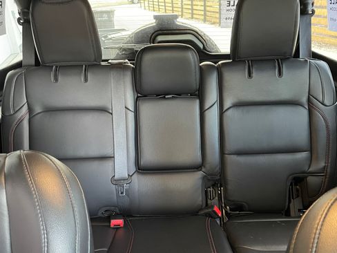 Used 2019 Jeep Wrangler Unlimited Rubicon image 8