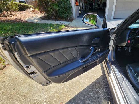 Used 2004 Honda S2000 Convertible 2D image 9