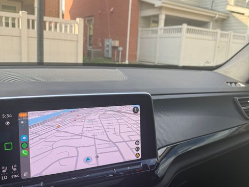 Used 2025 Volkswagen Atlas Cross Sport SEL R-Line image 18