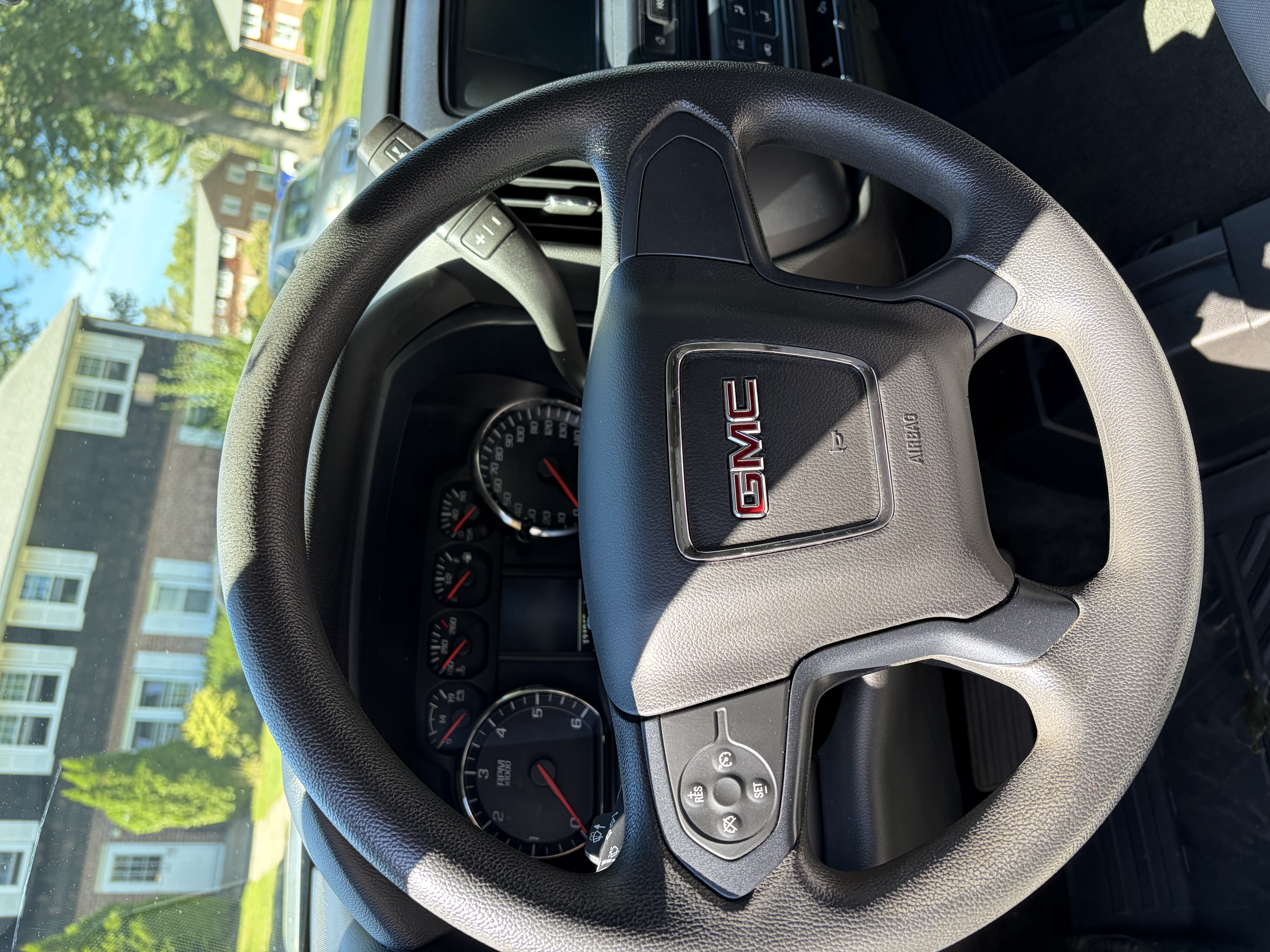 Used 2018 GMC Sierra 2500 4x4 Double Cab w/ Sierra Convenience Package image 16