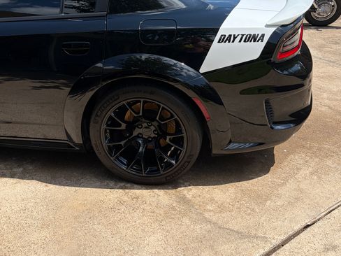 Used 2020 Dodge Charger SRT Hellcat w/ Navigation & Travel Group RWD image 6