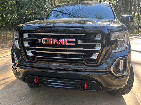 Used 2019 GMC Sierra 1500 AT4 w/ AT4 Premium Package image 10