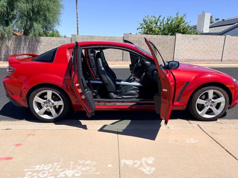 Used 2004 MAZDA RX-8 w/ MT Touring Pkg RWD image 11