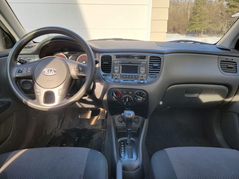 Used 2011 Kia Rio LX w/ Value Pkg image 12