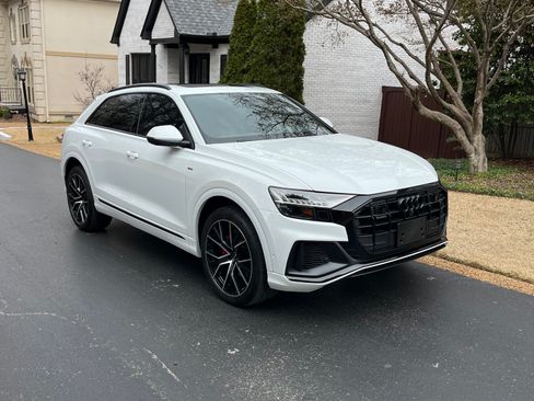 Used 2021 Audi Q8 Premium Plus w/ Premium Plus Package image 13