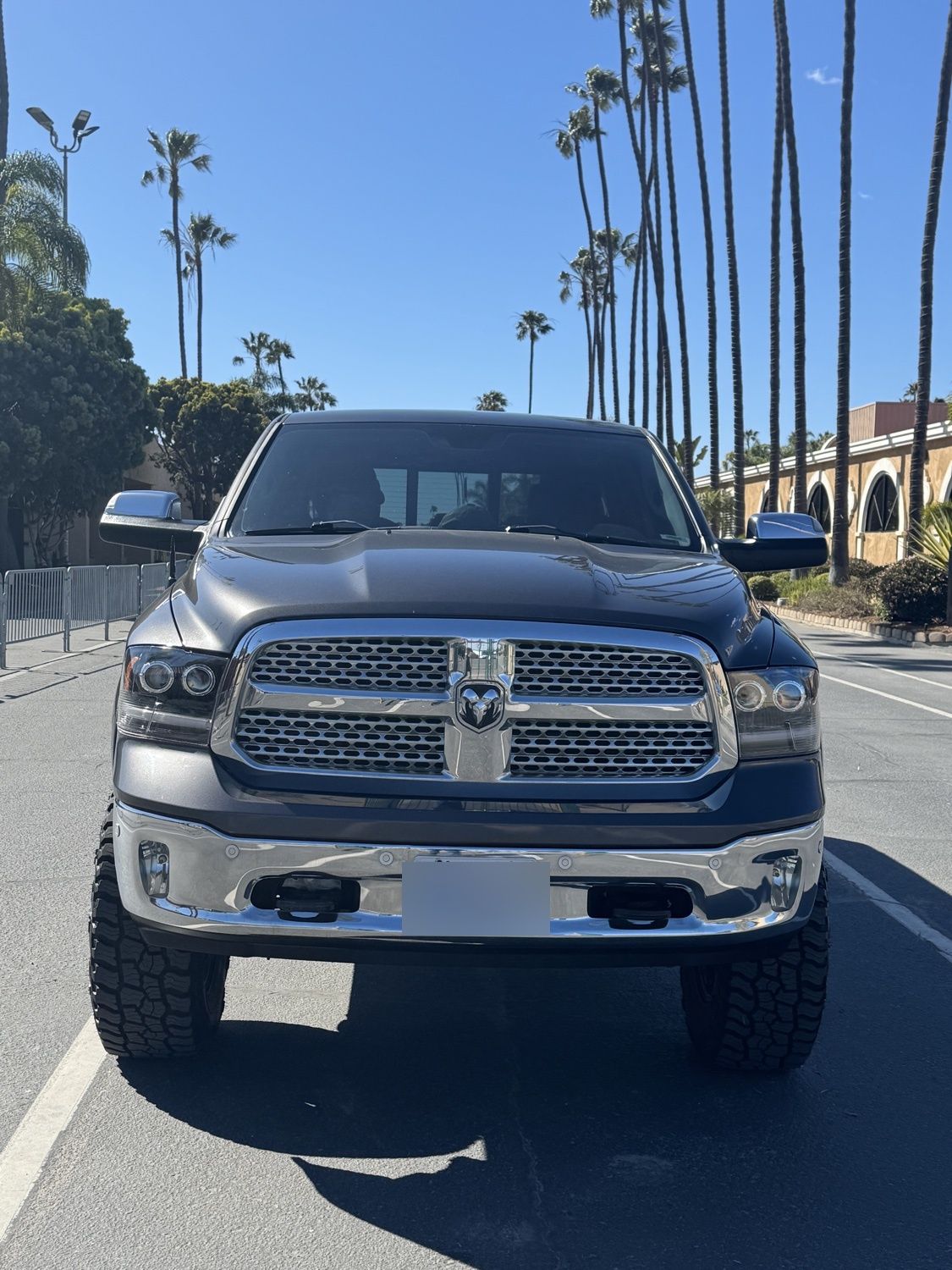 Used 2014 RAM 1500 Laramie w/ Convenience Group AWD/4WD image 6