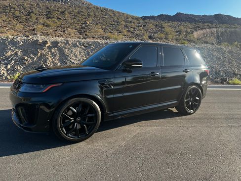 Used 2018 Land Rover Range Rover Sport SVR image 4