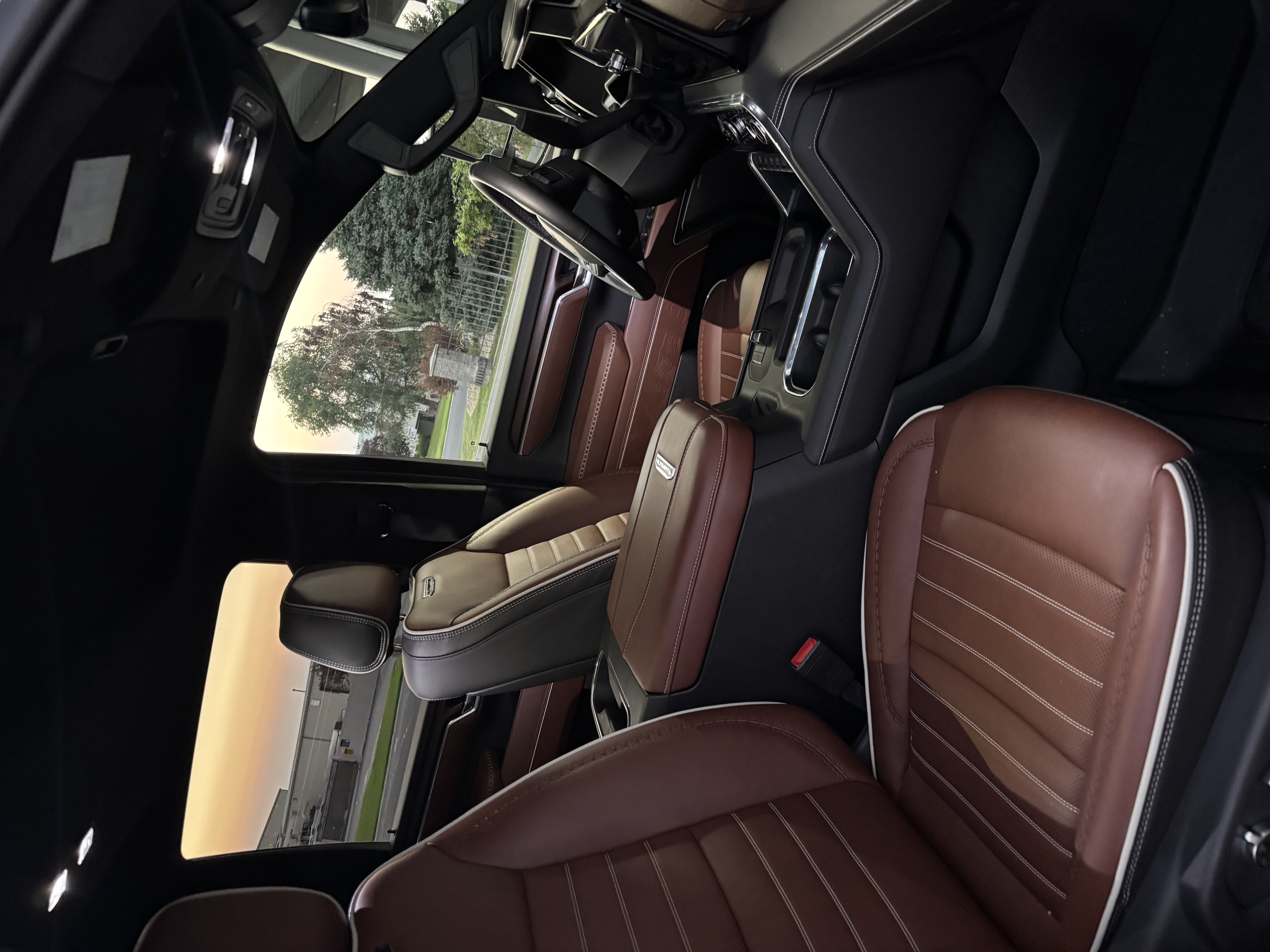 Used 2026 GMC Sierra 2500 Denali Ultimate w/ Max Trailering Package AWD/4WD image 13