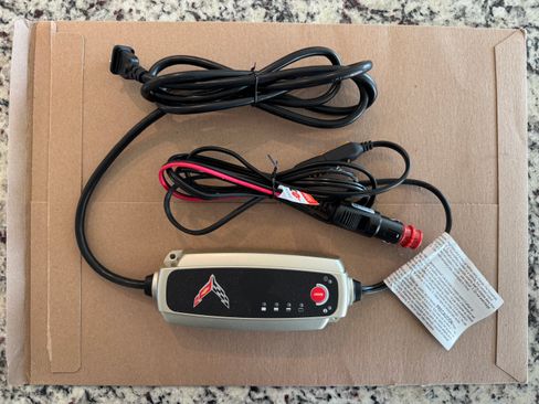 Used 2014 Chevrolet Corvette Stingray Z51 Convertible 2D w/ 2LT Preferred Equipment Group image 12