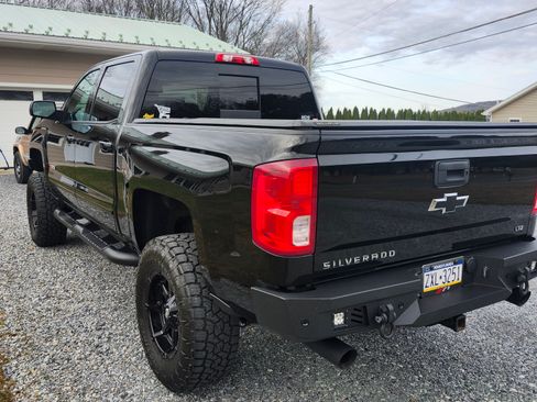 Used 2018 Chevrolet Silverado 1500 LTZ Z71 w/ LTZ Plus Package image 14