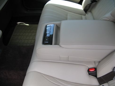 Used 2018 Lexus LS 500 w/ Interior Upgrade Package image 14