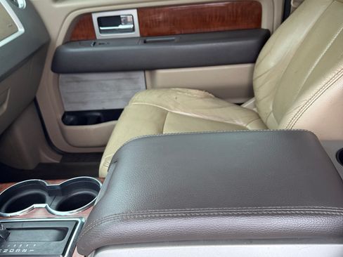 Used 2010 Ford F150 Lariat RWD image 14