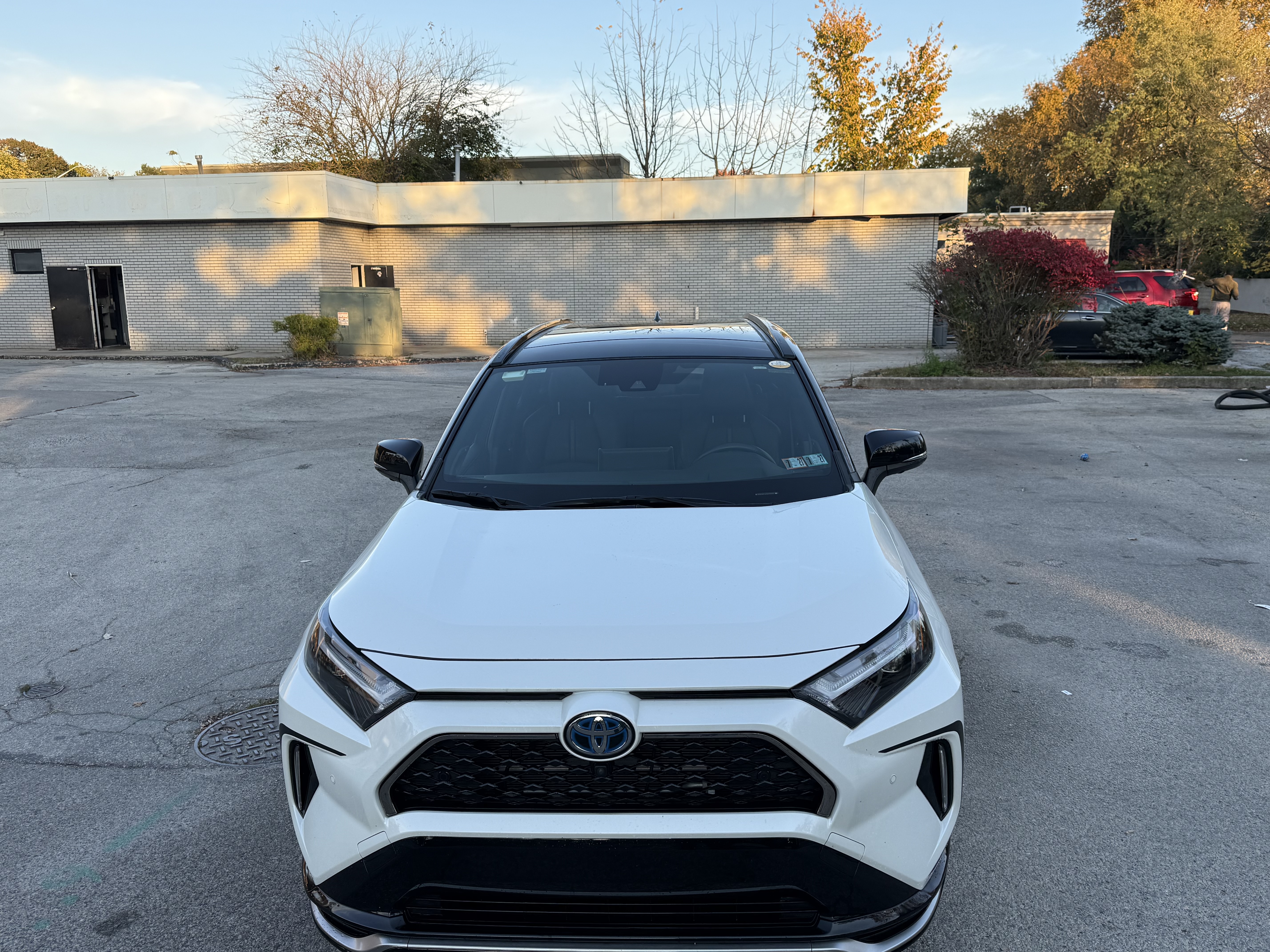 Used 2022 Toyota RAV4 XSE w/ Premium Package AWD/4WD image 8