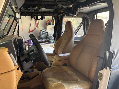 Used 1997 Jeep Wrangler Sport image 21