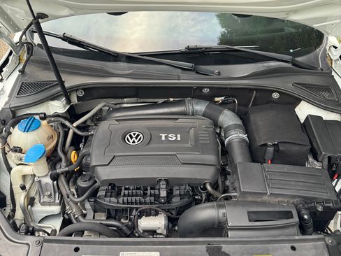 Used 2017 Volkswagen Passat 1.8T R-Line FWD image 16