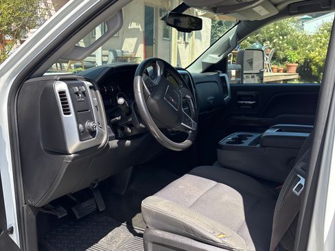 Used 2016 GMC Sierra 2500 SLE w/ SLE Preferred Package image 15